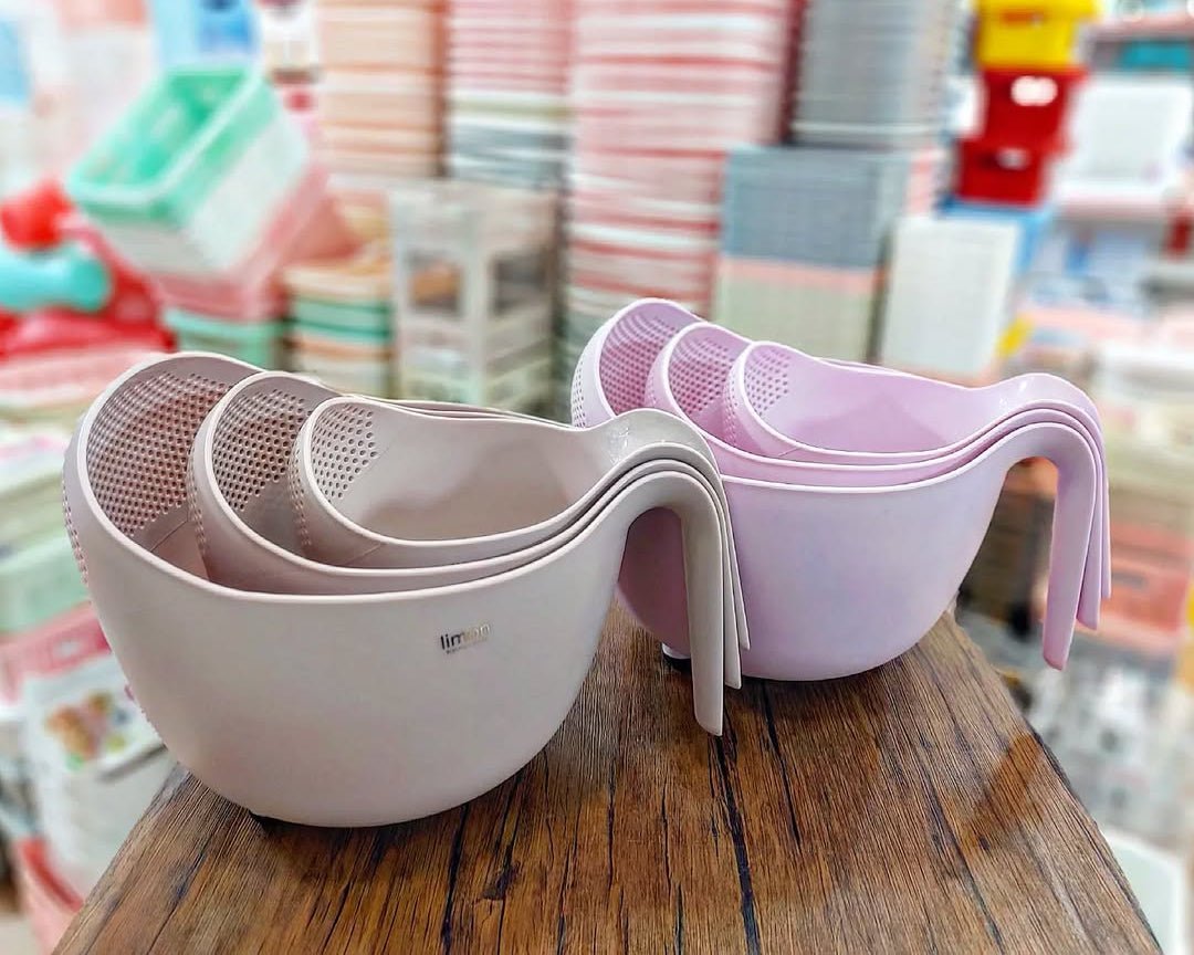 Limon Washing Bowl Set with Handle & Strainer