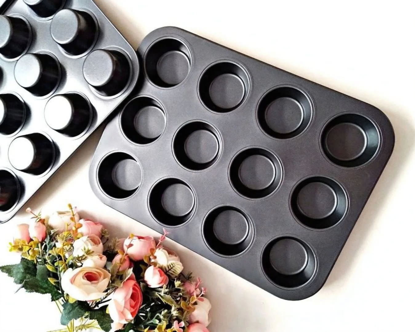 Non-Stick Muffin Pan Cake Tray 6 & 12-Pcs!