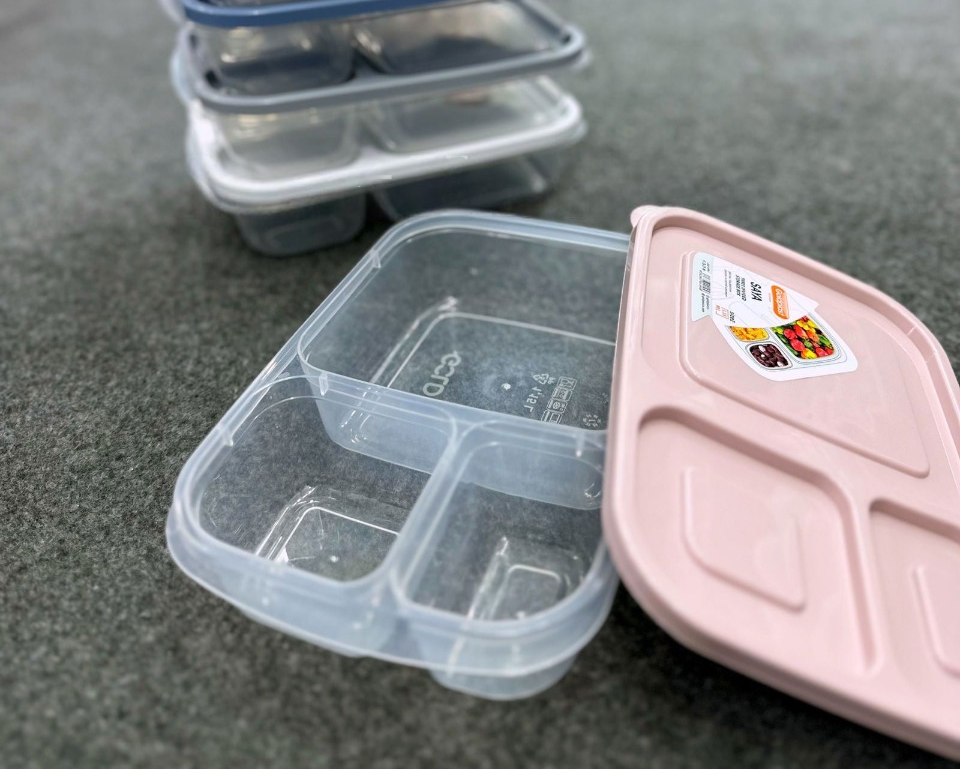 Student Lunch Box 3-Sections 1.15 Liter (Saya)!