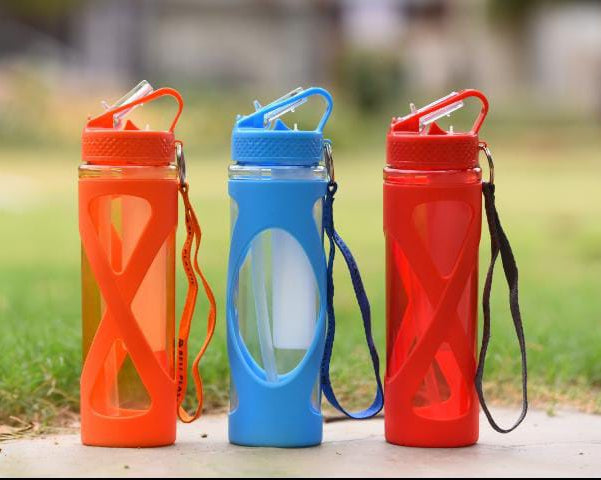 2 in 1 Plastic Water Bottle with String & Straw 580-ml!