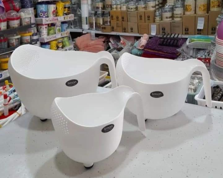 Limon Washing Bowl Set with Handle & Strainer