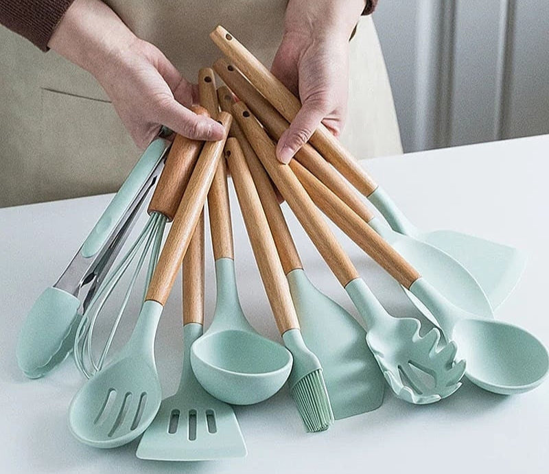 Non-Stick Silicon Kitchen Tool Set 12-Pcs (Utensils)!