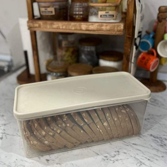 Limon Bread Box!