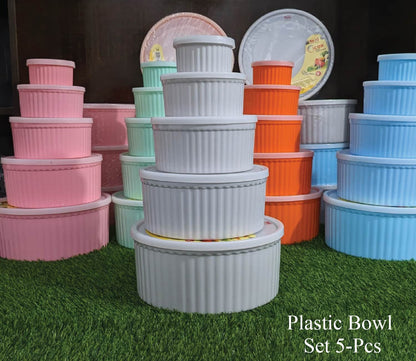 Next Icon Plastic Bowl Set with Rubber Lid 5-Pcs!