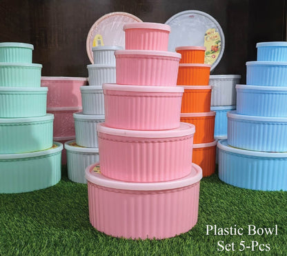 Next Icon Plastic Bowl Set with Rubber Lid 5-Pcs!