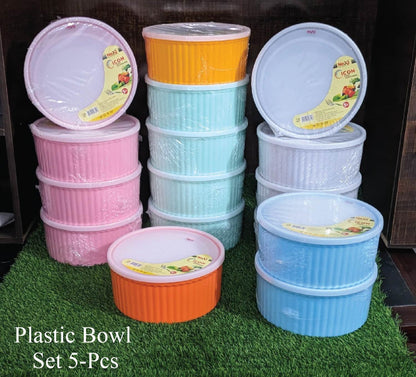 Next Icon Plastic Bowl Set with Rubber Lid 5-Pcs!
